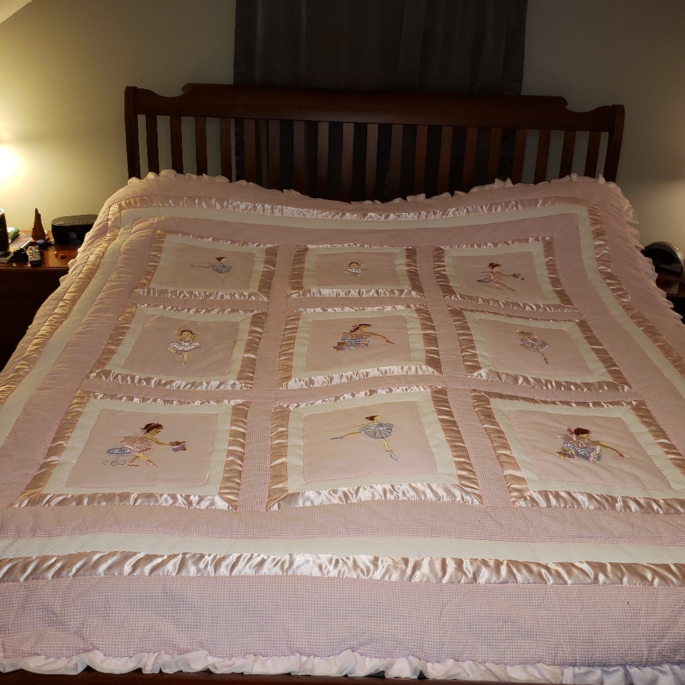 Toddler's Ballerina Comforter Set & Curtains